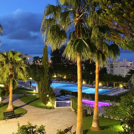 Petra Apartahotel