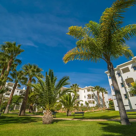 Lejlighedshotel Petra 4*