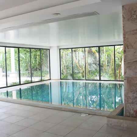 Petra Apartahotel 4*